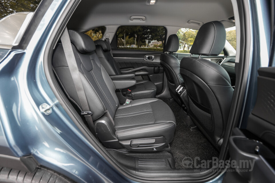 Kia Sorento MQ4 (2023) Interior