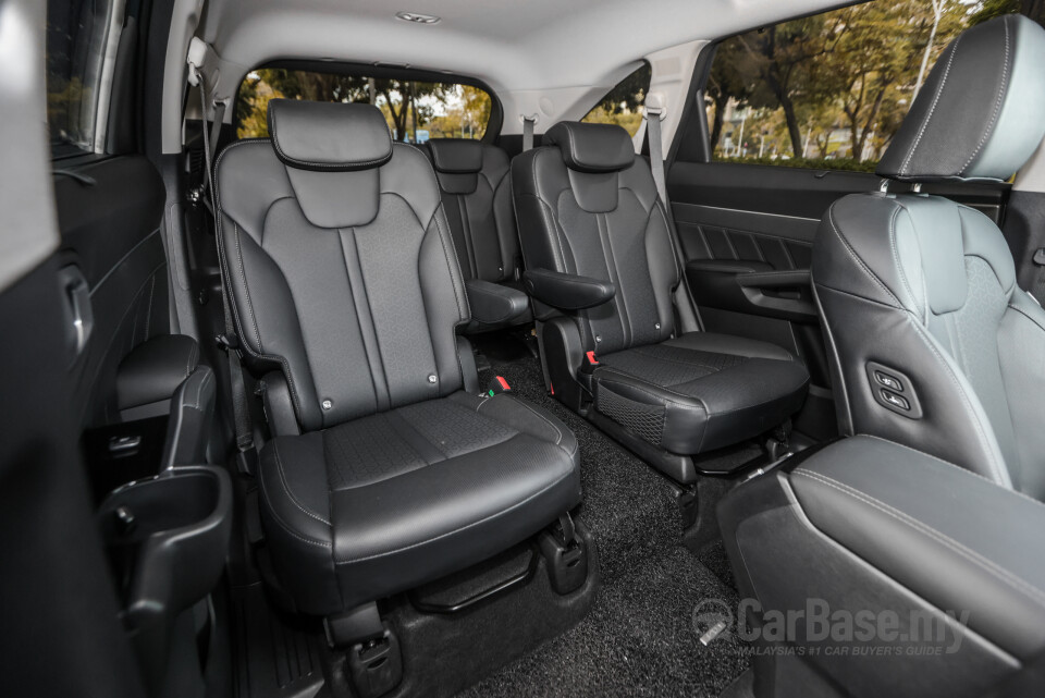 Kia Sorento MQ4 (2023) Interior