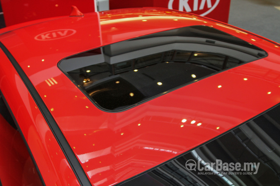Kia Cerato Koup YD (2015) Exterior