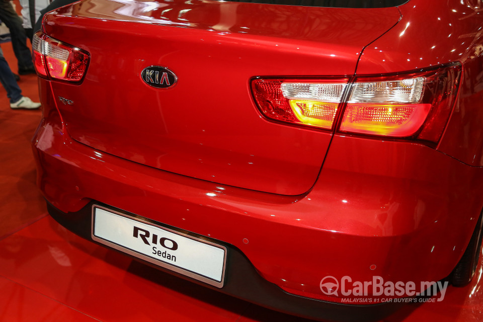 Kia Rio Sedan UB Sedan Facelift (2016) Exterior