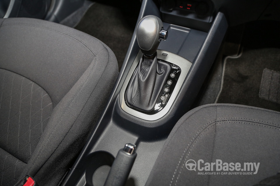 Kia Rio Sedan UB Sedan Facelift (2016) Interior