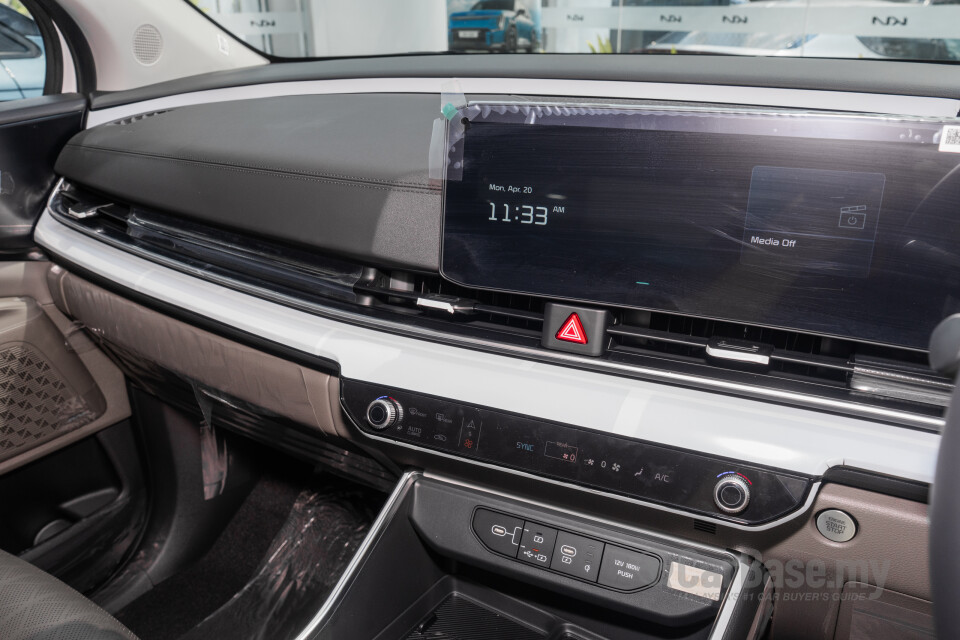 Kia Carnival KA4 Facelift (2026) Interior