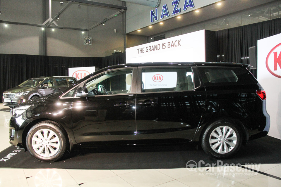 Kia Carnival YP (2017) Exterior