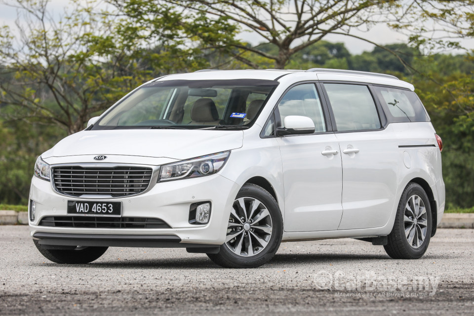 Kia Carnival YP (2017) Exterior
