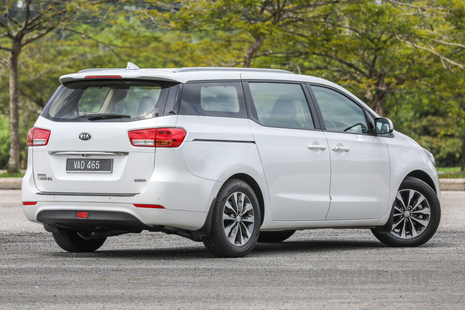 Subaru Outback BN (2015) Exterior