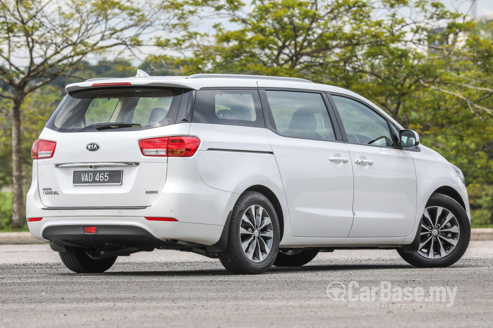 Kia Carnival YP (2017) Exterior