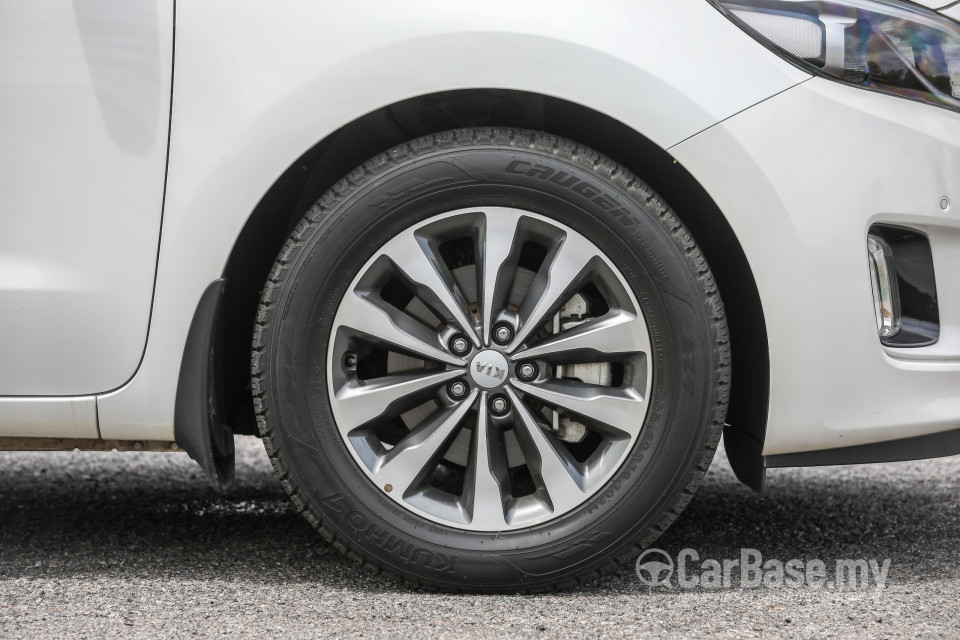 Kia Carnival YP (2017) Exterior