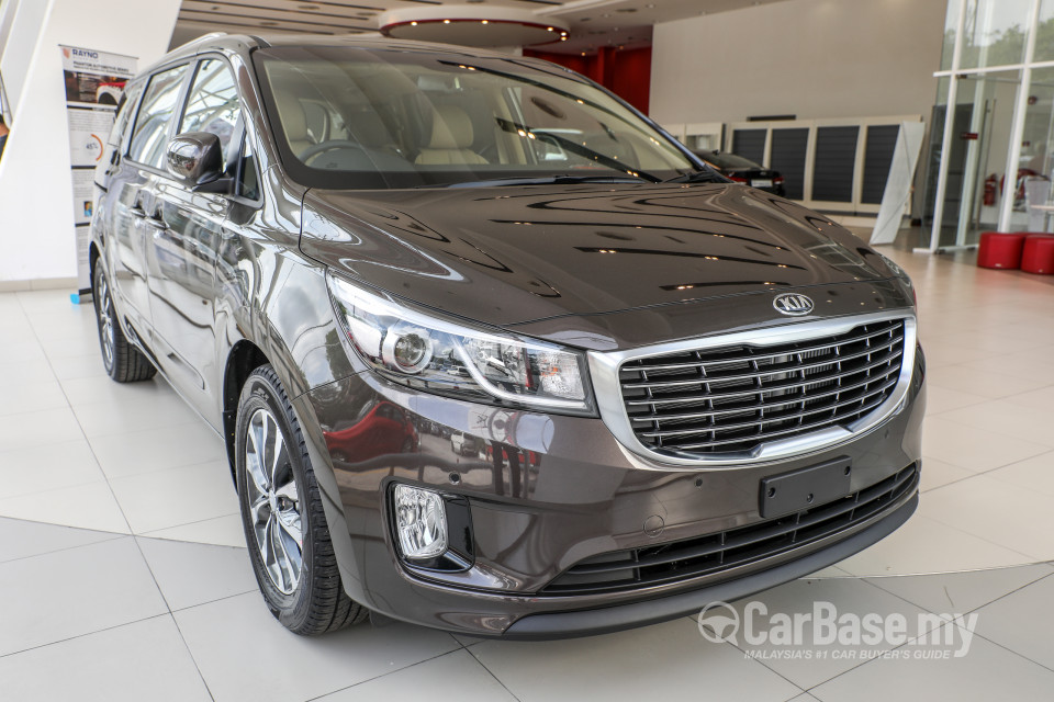 Kia Carnival YP (2017) Exterior
