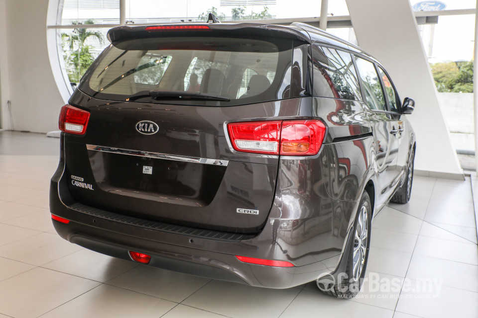 Kia Carnival YP (2017) Exterior