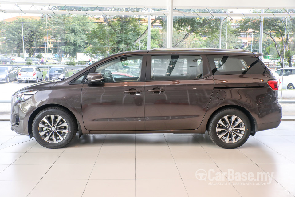 Kia Carnival YP (2017) Exterior