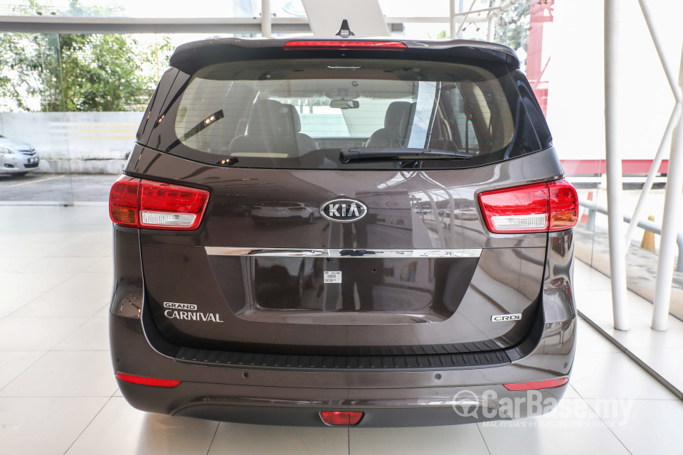 Kia Carnival YP (2017) Exterior