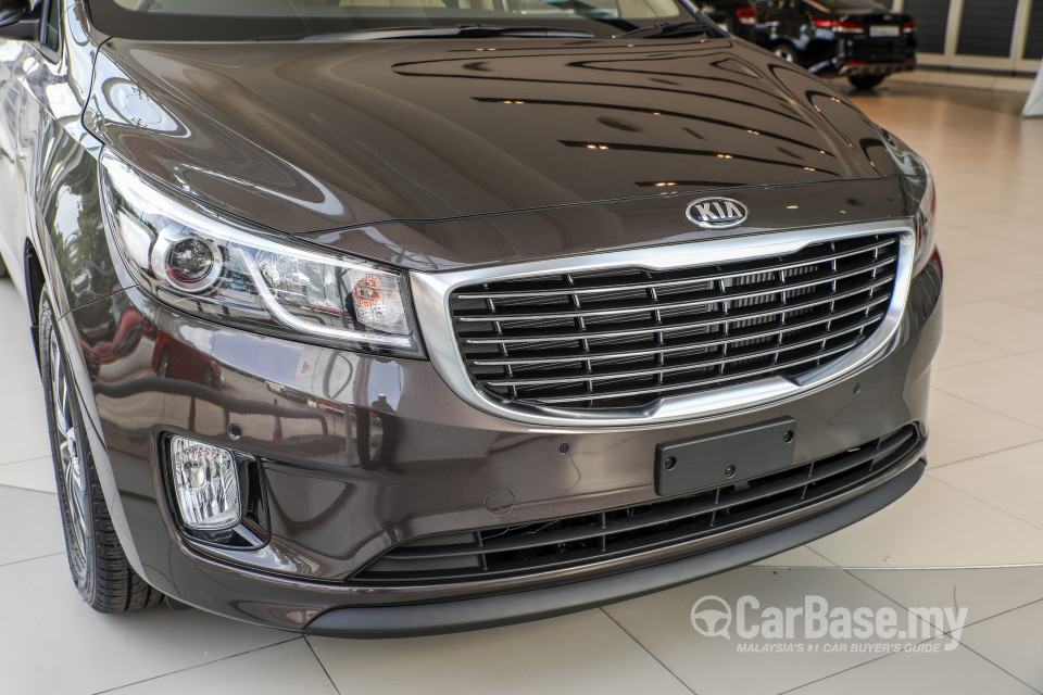 Kia Carnival YP (2017) Exterior