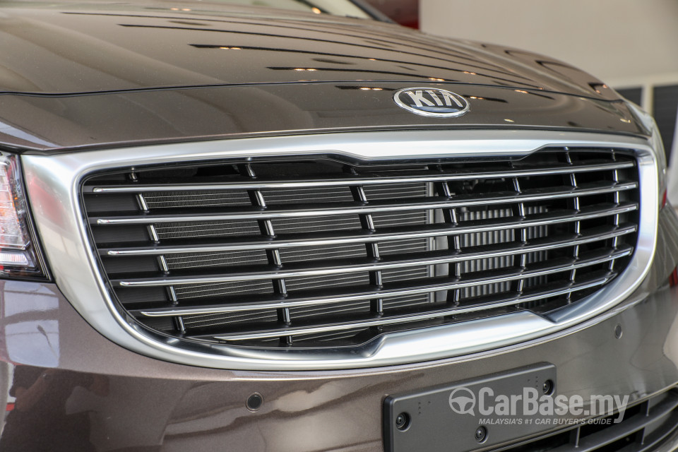 Kia Carnival YP (2017) Exterior