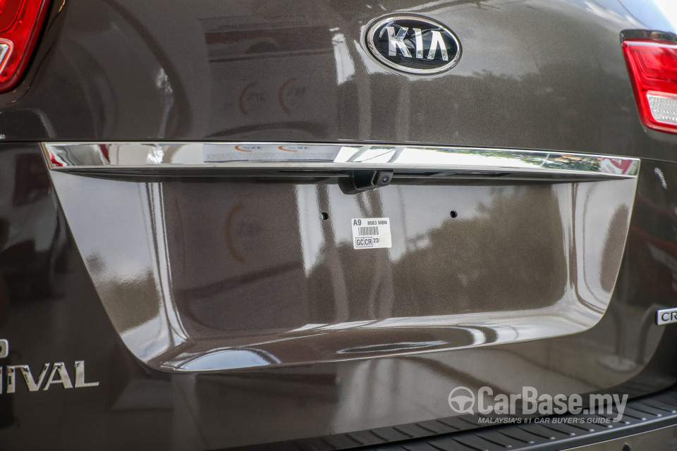 Kia Carnival YP (2017) Exterior