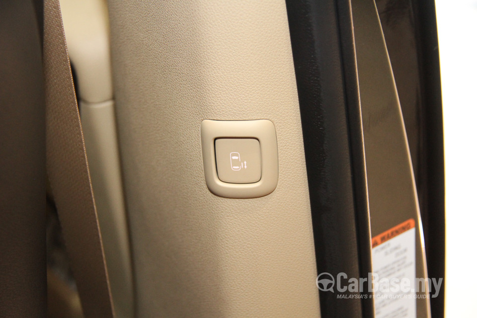 Kia Carnival YP (2017) Interior
