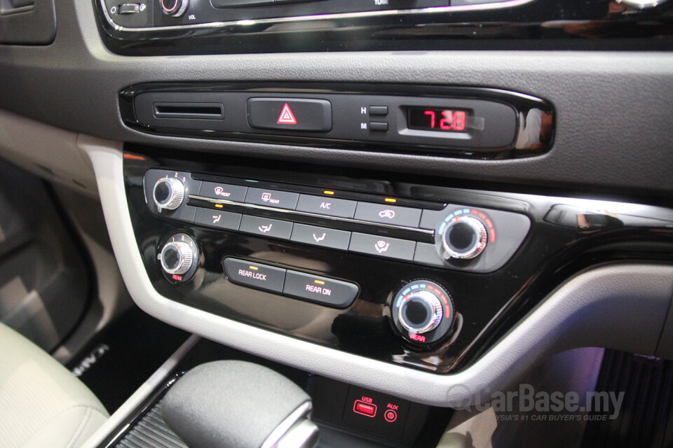 Mercedes-Benz SLC R172 Facelift (2016) Interior