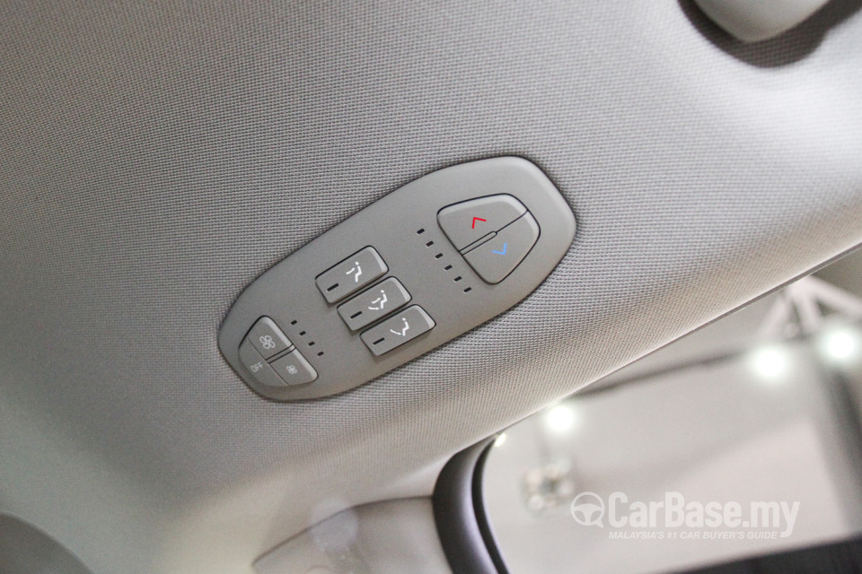 Kia Carnival YP (2017) Interior