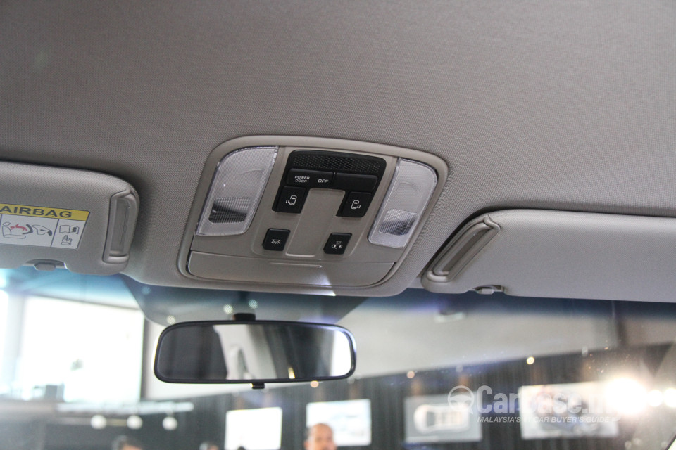 Kia Carnival YP (2017) Interior