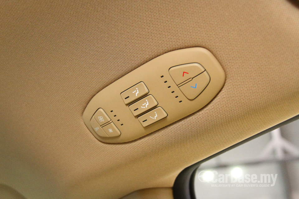 Kia Carnival YP (2017) Interior
