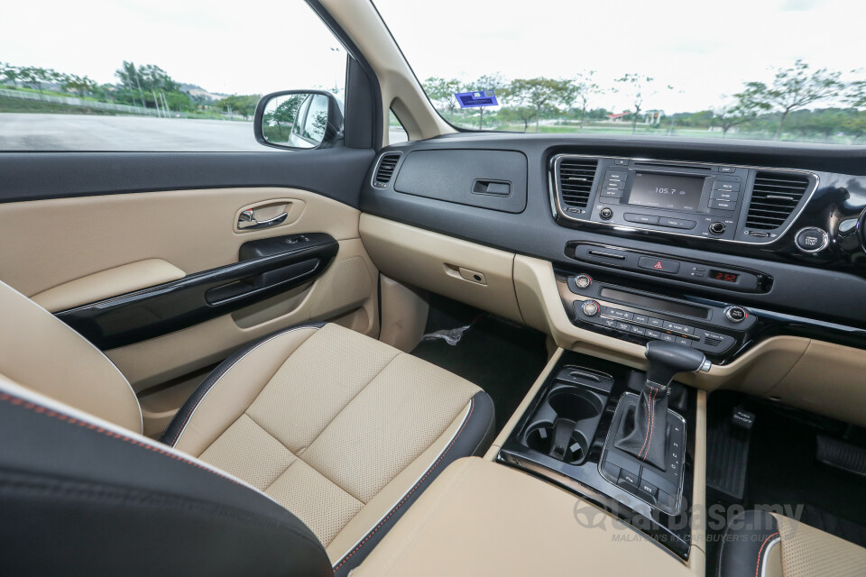 Kia Picanto JA (2018) Interior