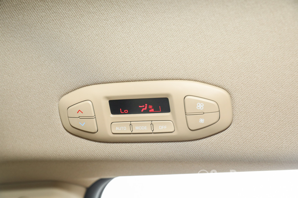 Kia Carnival YP (2017) Interior