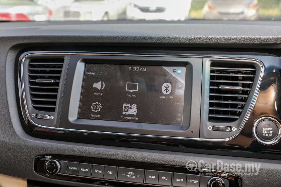 Kia Carnival YP (2017) Interior