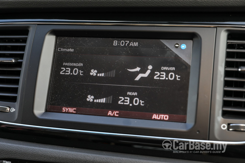 Kia Carnival YP (2017) Interior