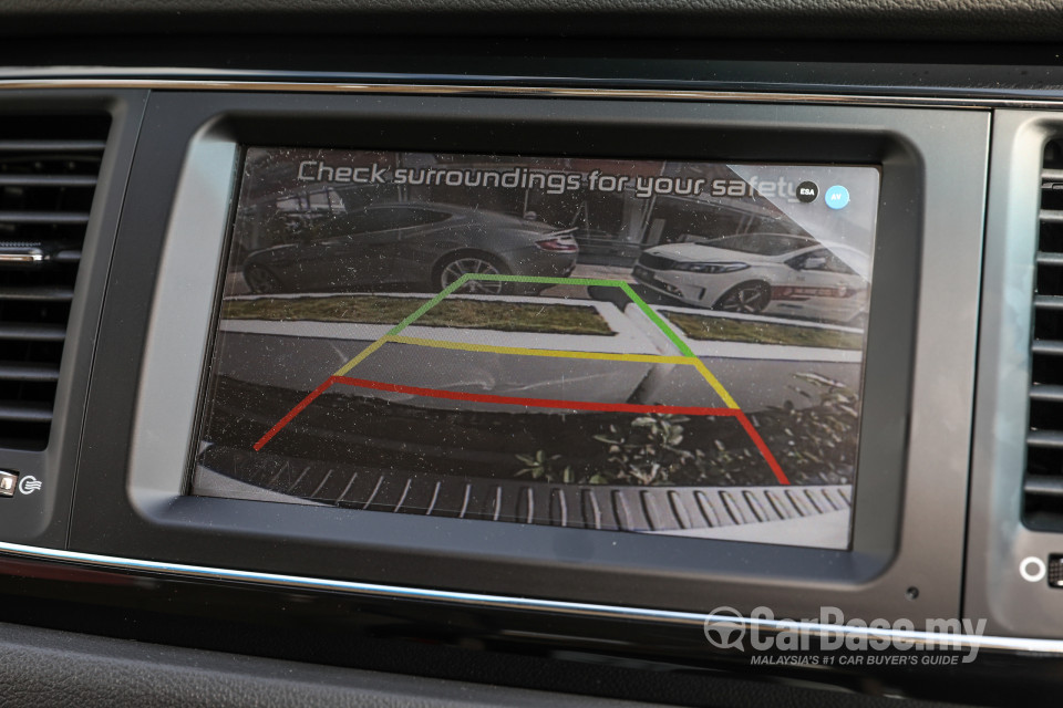 Kia Carnival YP (2017) Interior