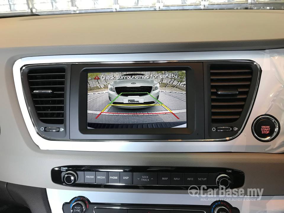 Kia Carnival YP (2017) Interior