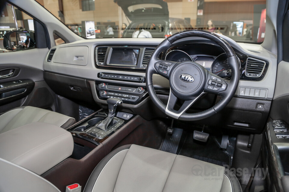 Nissan Navara D23 (2015) Interior