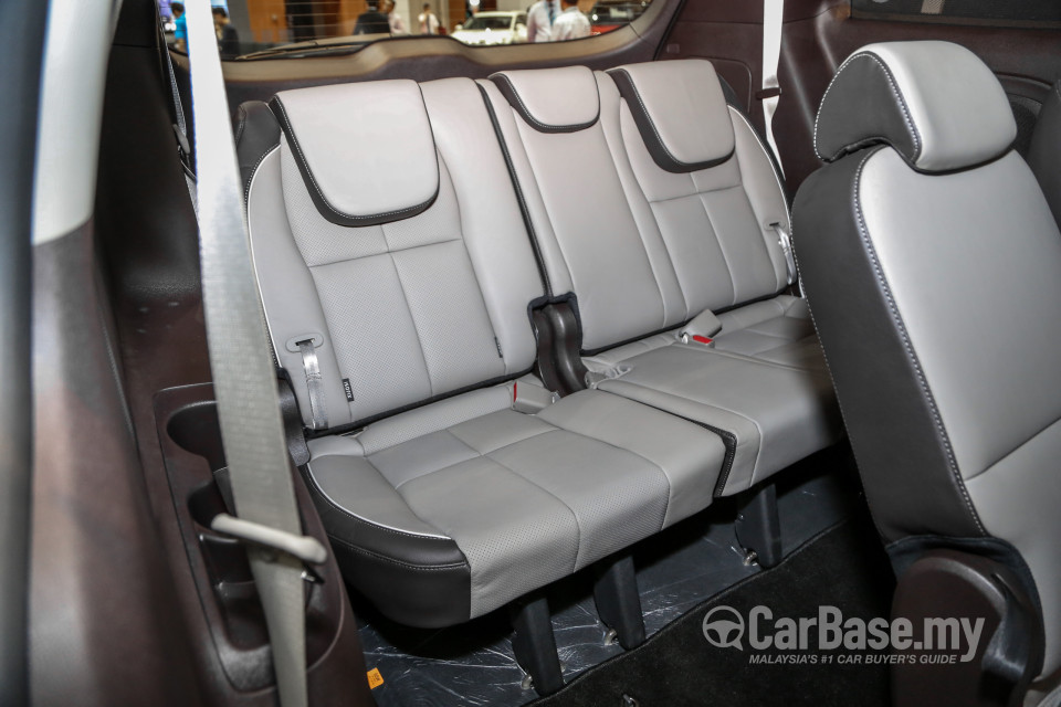 Kia Carnival YP (2017) Interior