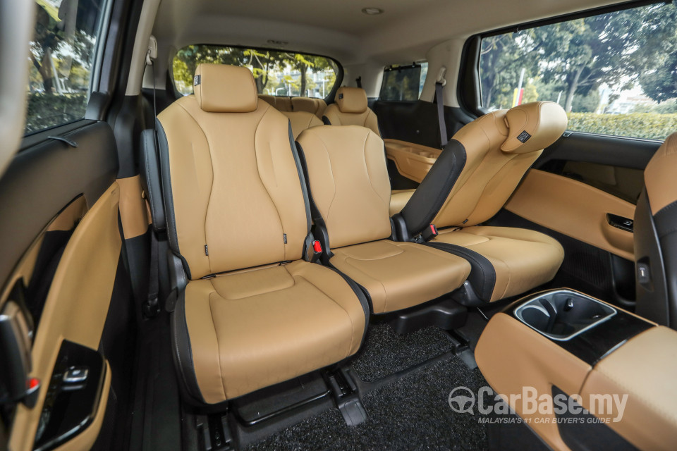 Kia Carnival KA4 (2022) Interior