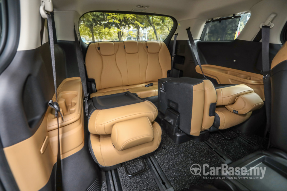 Kia Carnival KA4 (2022) Interior