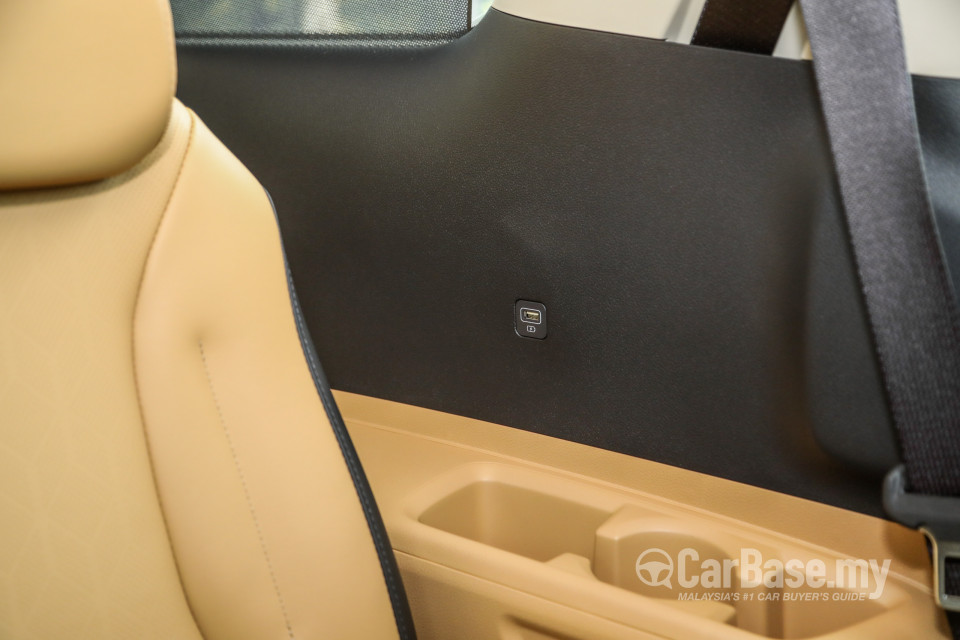 Kia Carnival KA4 (2022) Interior