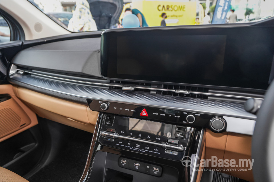 Kia Carnival KA4 (2022) Interior