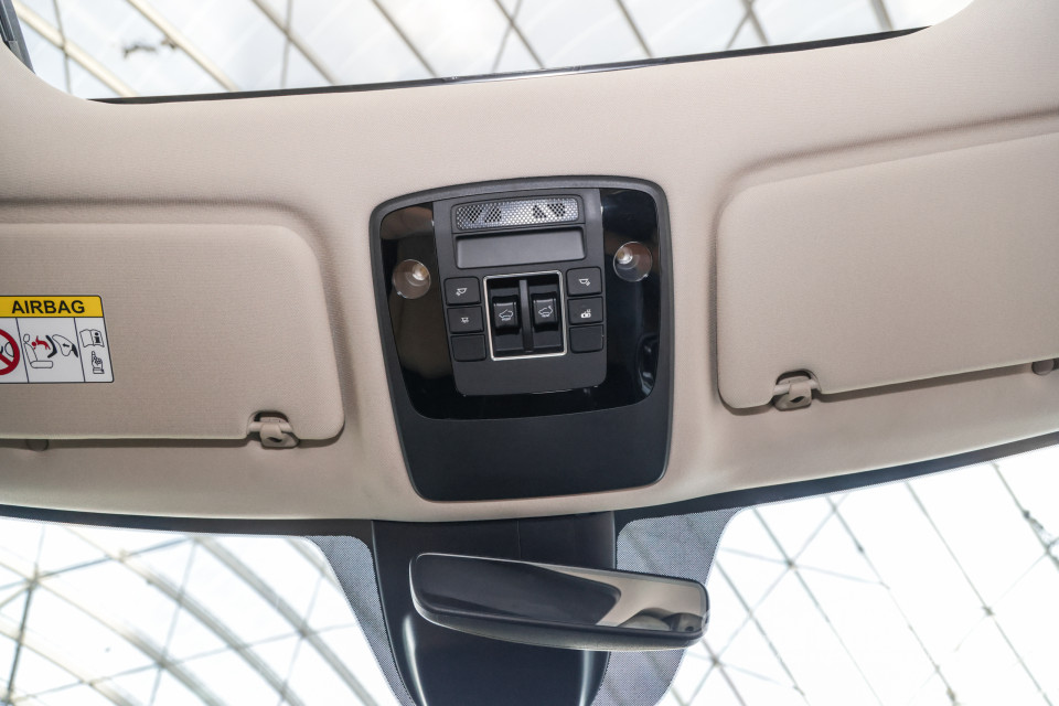 Kia Carnival KA4 (2022) Interior