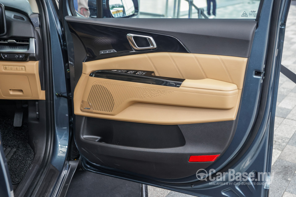 Kia Carnival KA4 (2022) Interior