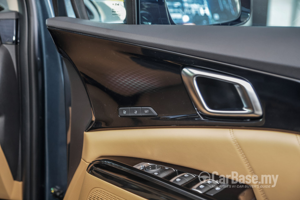 Kia Carnival KA4 (2022) Interior
