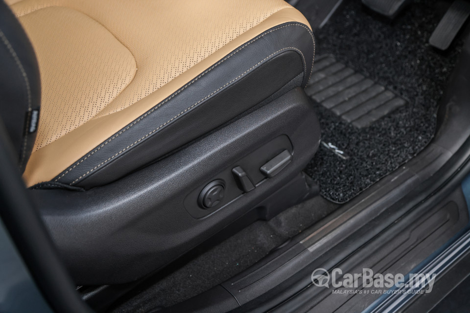 Kia Carnival KA4 (2022) Interior