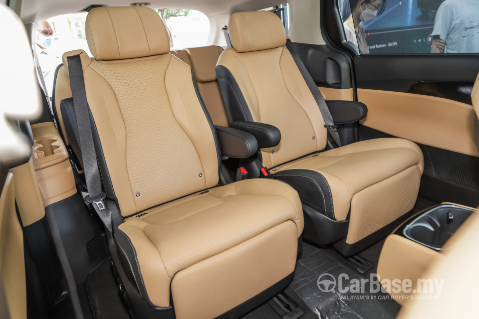 Kia Carnival KA4 (2022) Interior