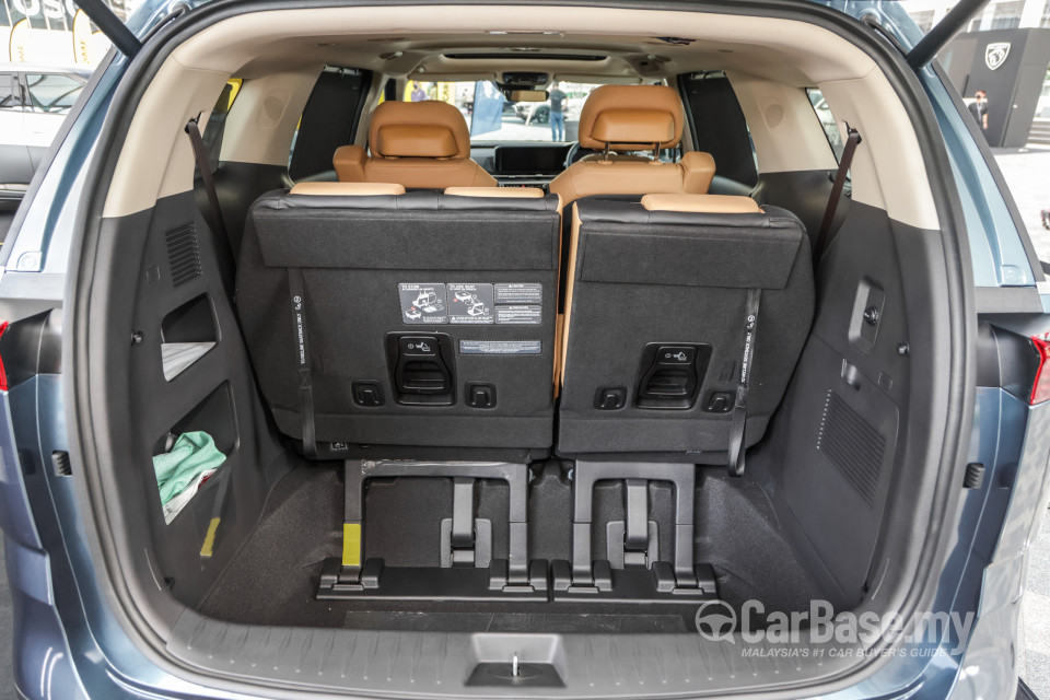 Kia Carnival KA4 (2022) Interior