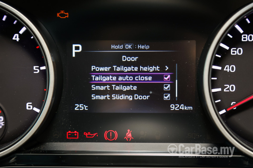 Kia Carnival KA4 (2022) Interior