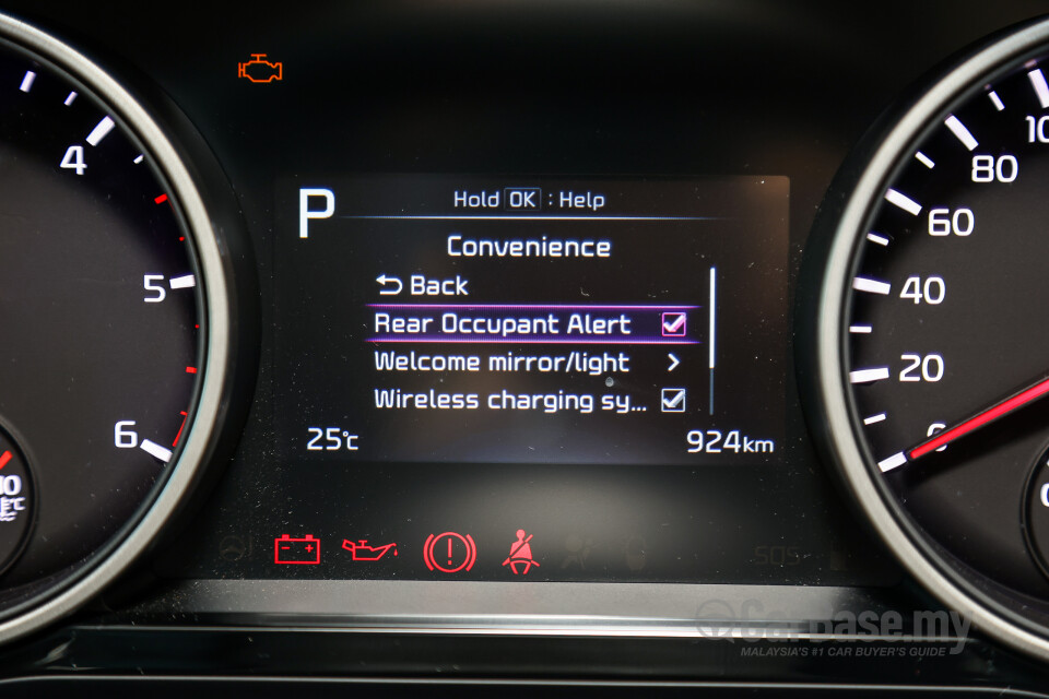 Kia Carnival KA4 (2022) Interior