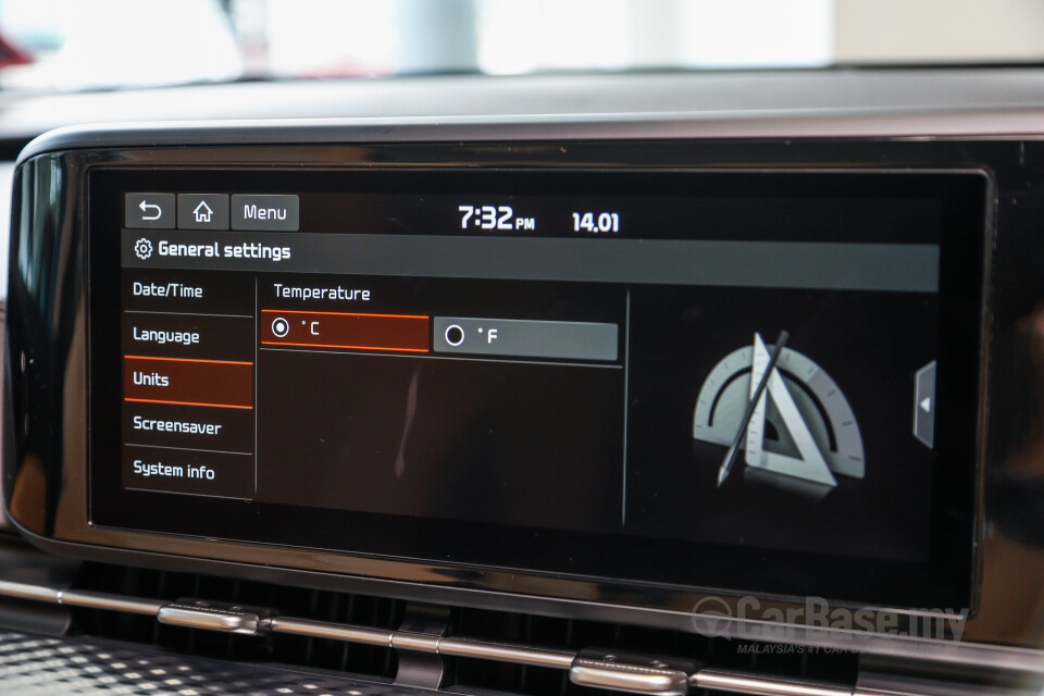 Kia Carnival KA4 (2022) Interior