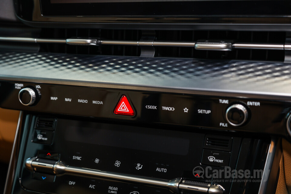 Kia Carnival KA4 (2022) Interior