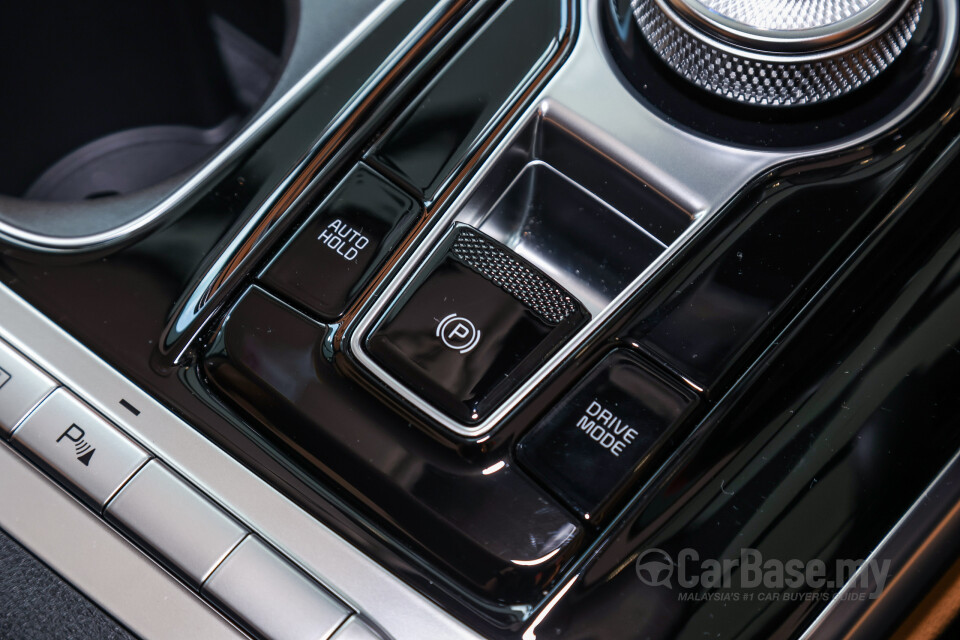 Kia Carnival KA4 (2022) Interior