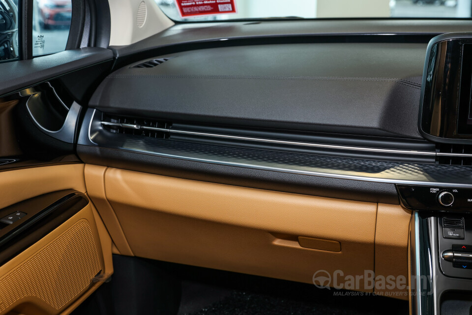 Kia Carnival KA4 (2022) Interior