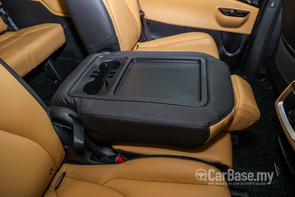 Kia Carnival KA4 (2022) Interior