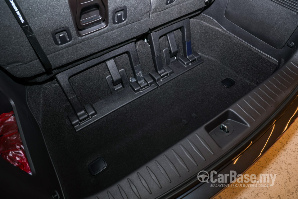 Kia Carnival KA4 (2022) Interior