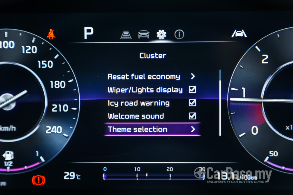 Kia Carnival KA4 (2022) Interior